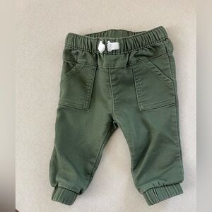 Army green baby pants 
3-6m NWOT
